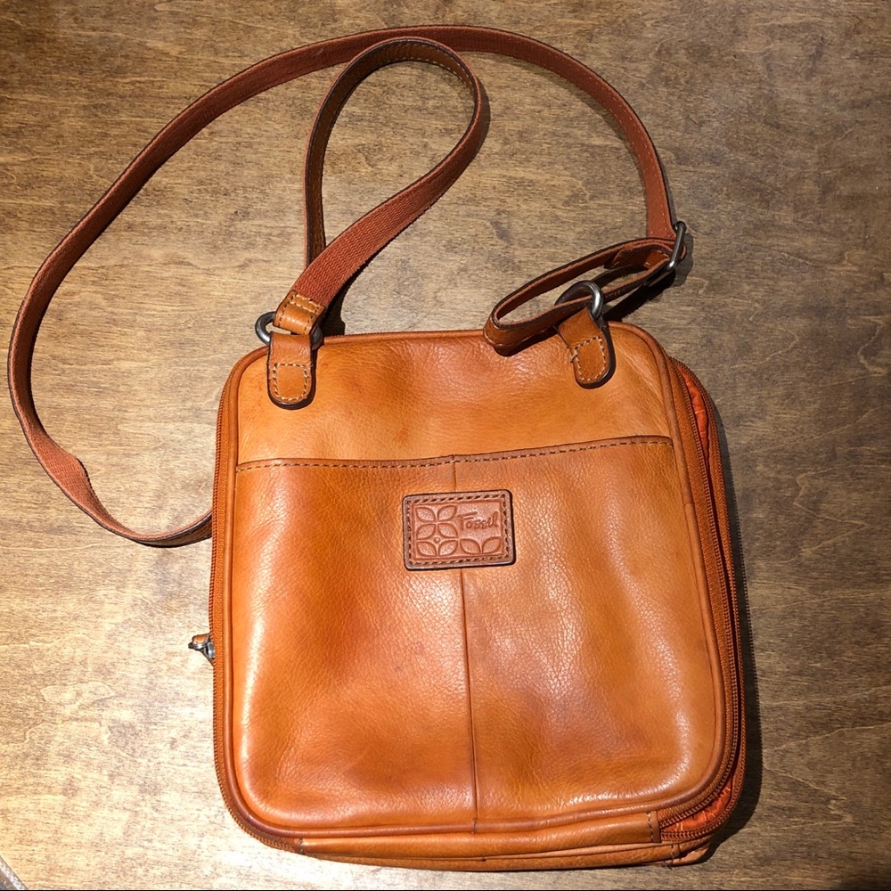 Fossil crossbody